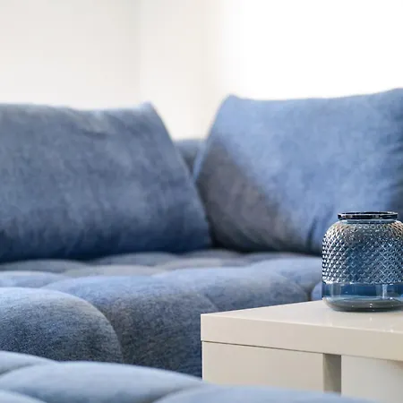 Tres Jolie Maison - Piscine & Jacuzzi - - 9 Personnes *