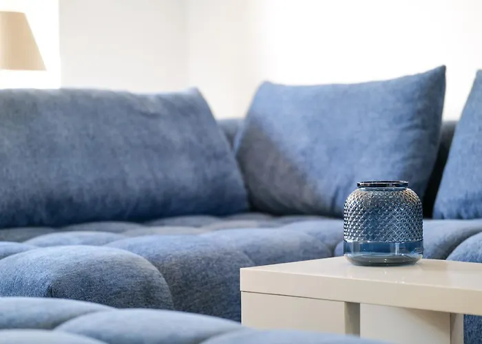 Tres Jolie Maison - Piscine & Jacuzzi - - 9 Personnes *