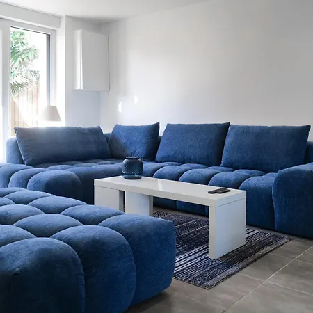 Prázdninový dům Tres Jolie Maison - Piscine & Jacuzzi - - 9 Personnes