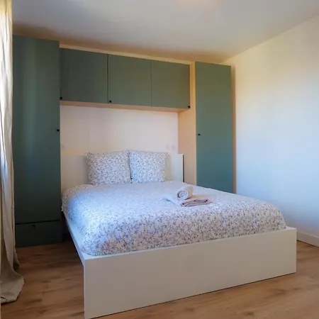 Tres Jolie Maison - Piscine & Jacuzzi - - 9 Personnes *