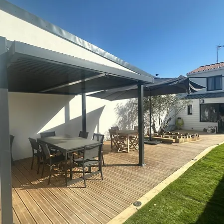 Tres Jolie Maison - Piscine & Jacuzzi - - 9 Personnes Prázdninový dům *