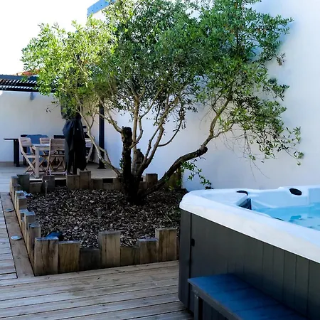 בית נופש Tres Jolie Maison - Piscine & Jacuzzi - - 9 Personnes Les Sables-dʼOlonne
