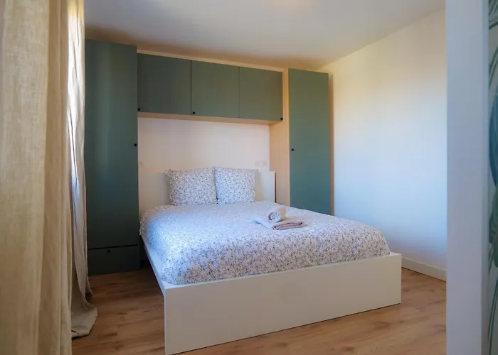 Tres Jolie Maison - Piscine & Jacuzzi - - 9 Personnes *