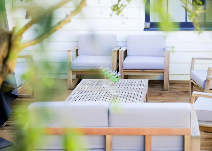 Prázdninový dům Tres Jolie Maison - Piscine & Jacuzzi - - 9 Personnes *