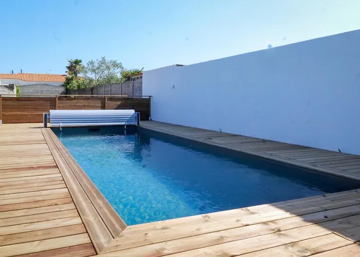 Tres Jolie Maison - Piscine & Jacuzzi - - 9 Personnes Prázdninový dům *